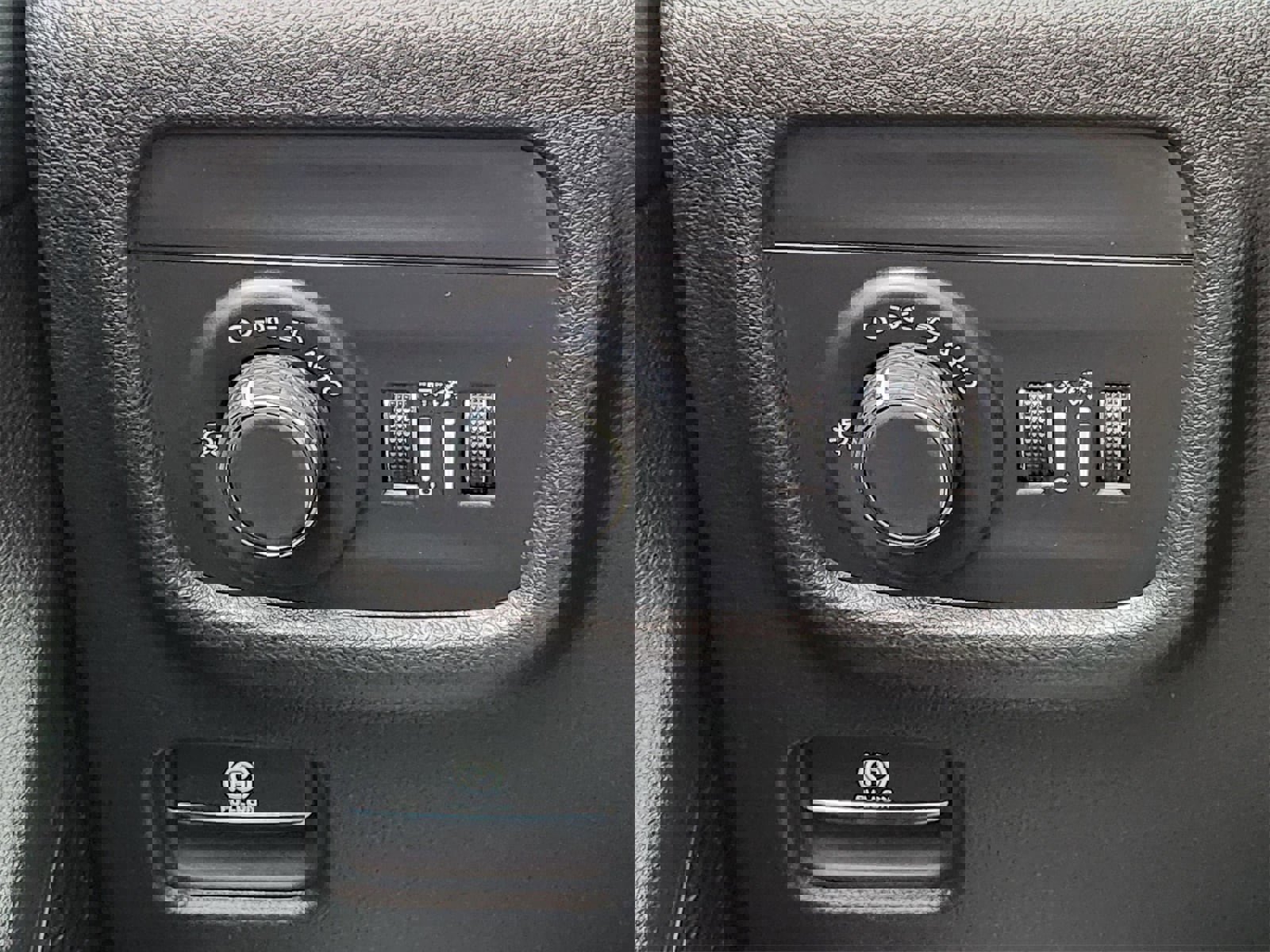 Certified 2024 Jeep Grand Cherokee L Laredo image 28