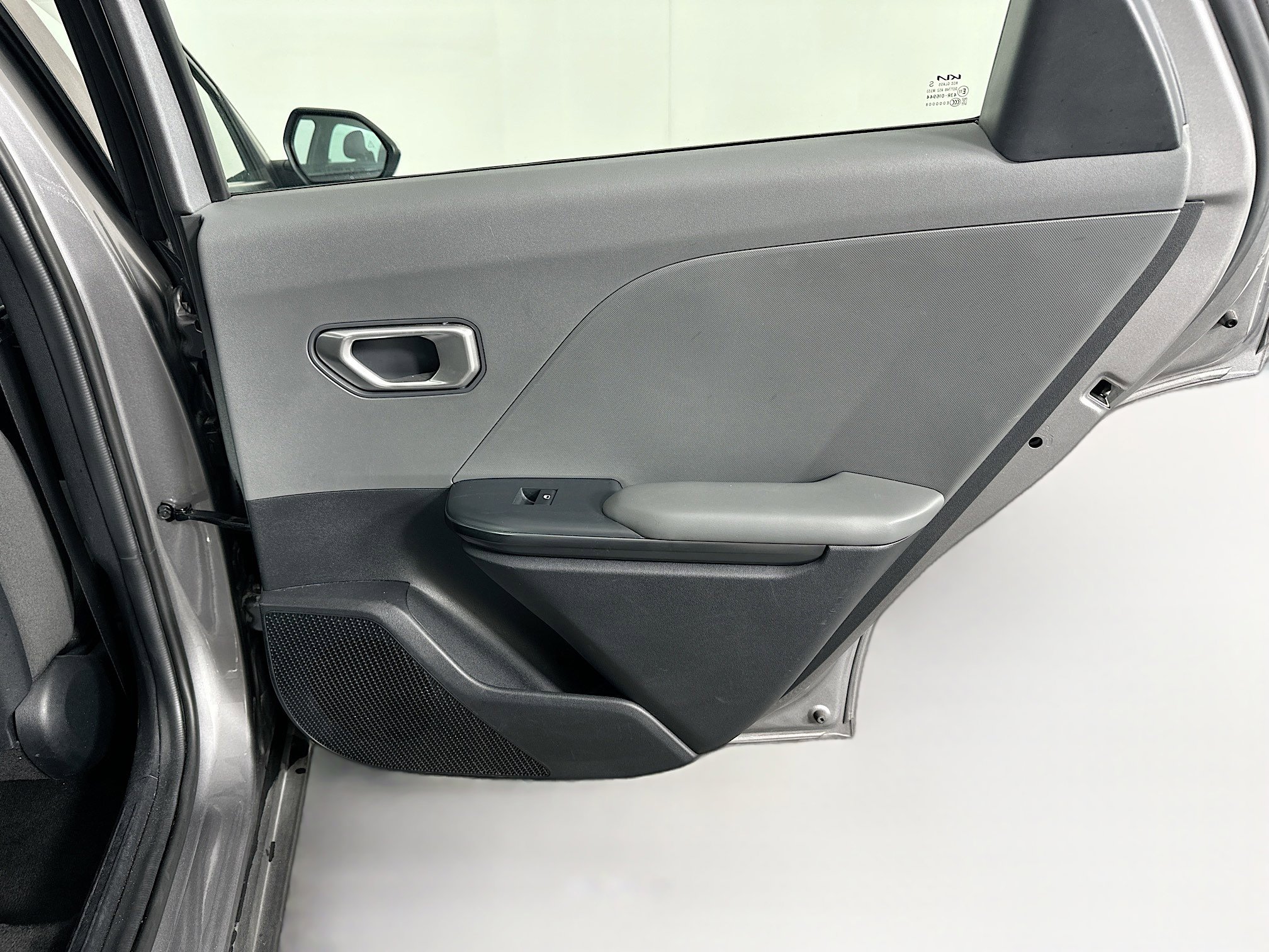 Used 2025 Kia K4 LXS image 28