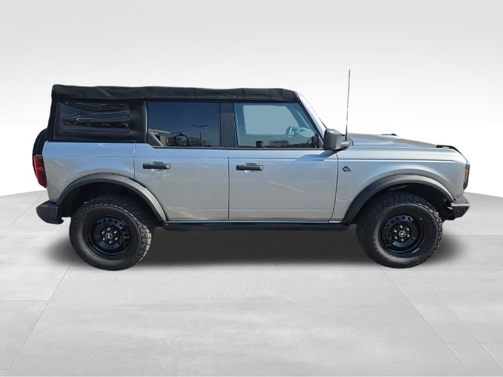Certified 2022 Ford Bronco Black Diamond image 4