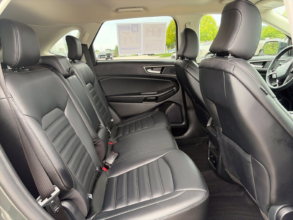 Used 2024 Ford Edge SEL w/ Convenience Package AWD/4WD image 30