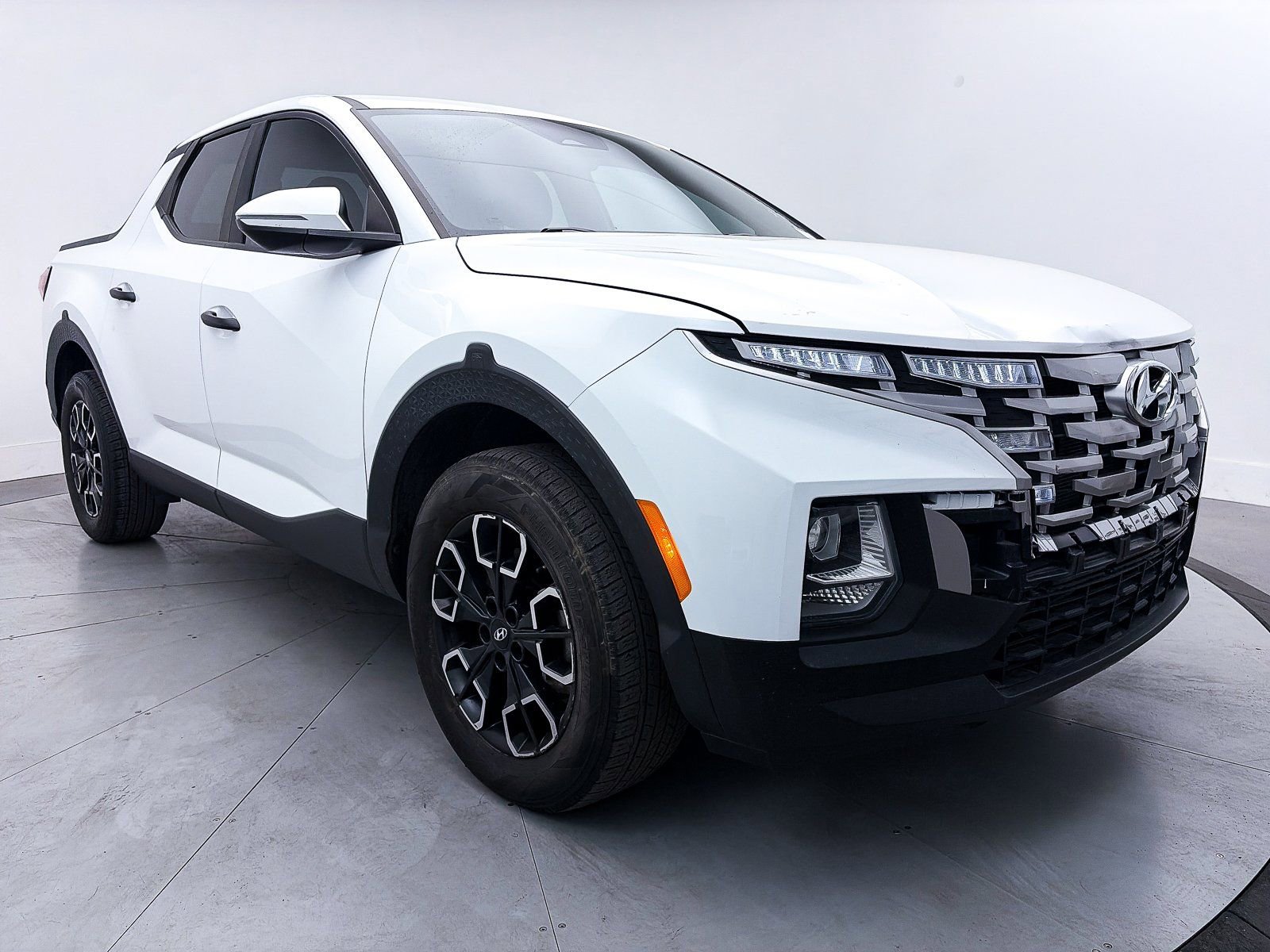 Used 2022 Hyundai Santa Cruz SEL image 8