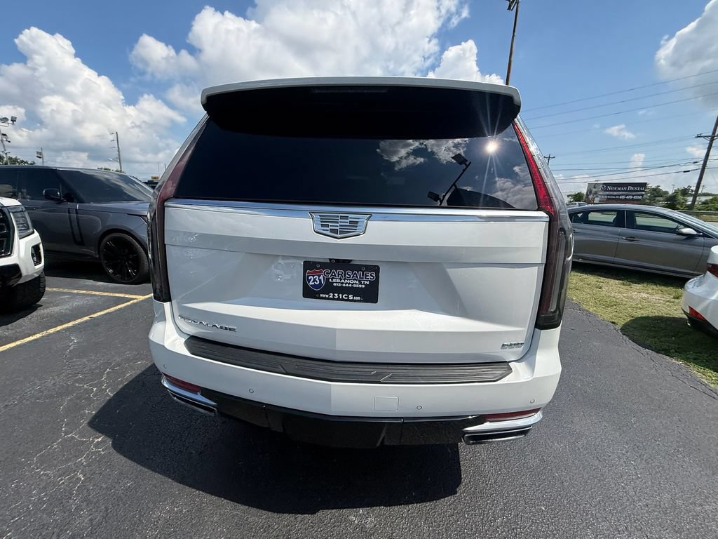 Used 2023 Cadillac Escalade Premium Luxury w/ LPO, Radiant Package AWD/4WD image 4