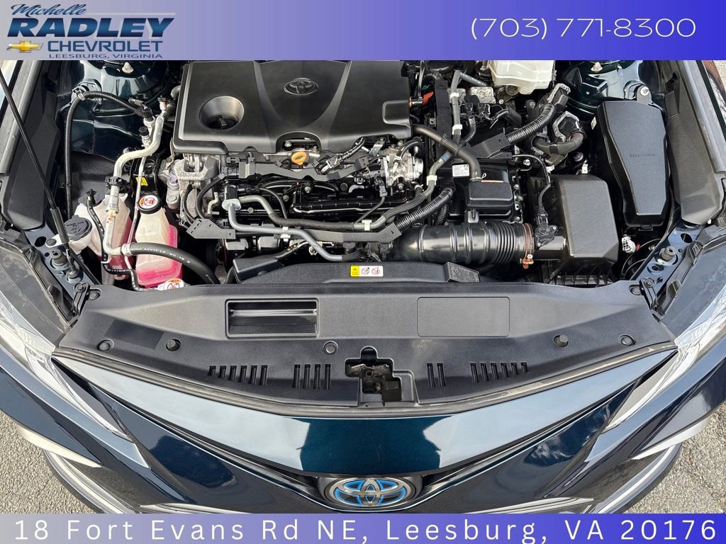 Used 2021 Toyota Camry LE image 10