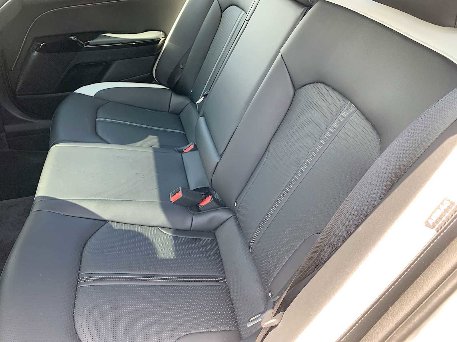 Used 2025 Kia K5 GT-Line w/ GT-Line Premium Package image 25