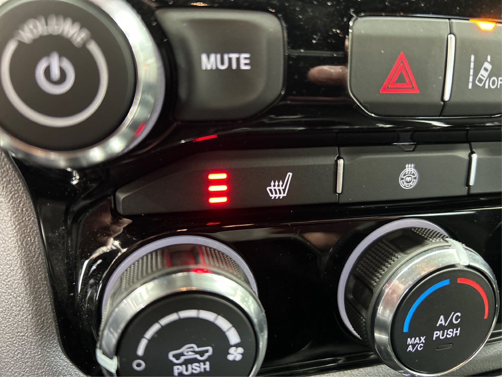 New 2026 RAM 1500 Big Horn AWD/4WD image 31