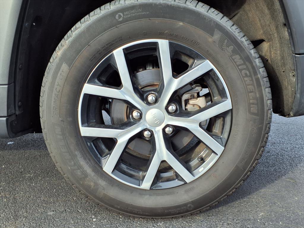 Used 2024 Jeep Grand Cherokee Limited image 35