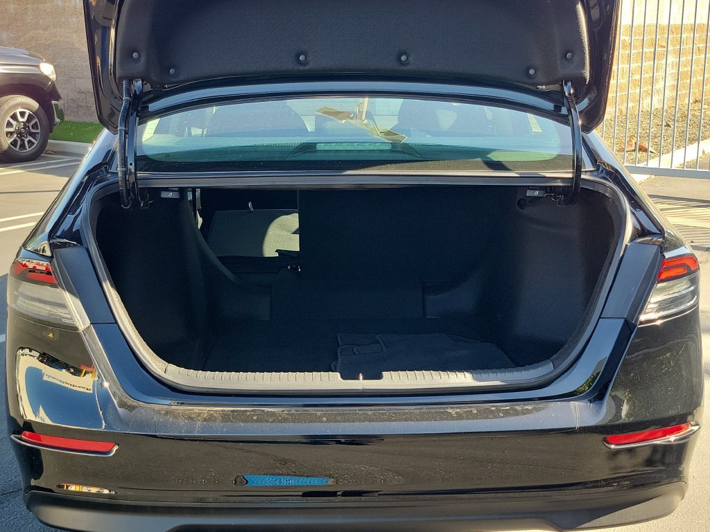 Certified 2024 Honda Accord EX image 9