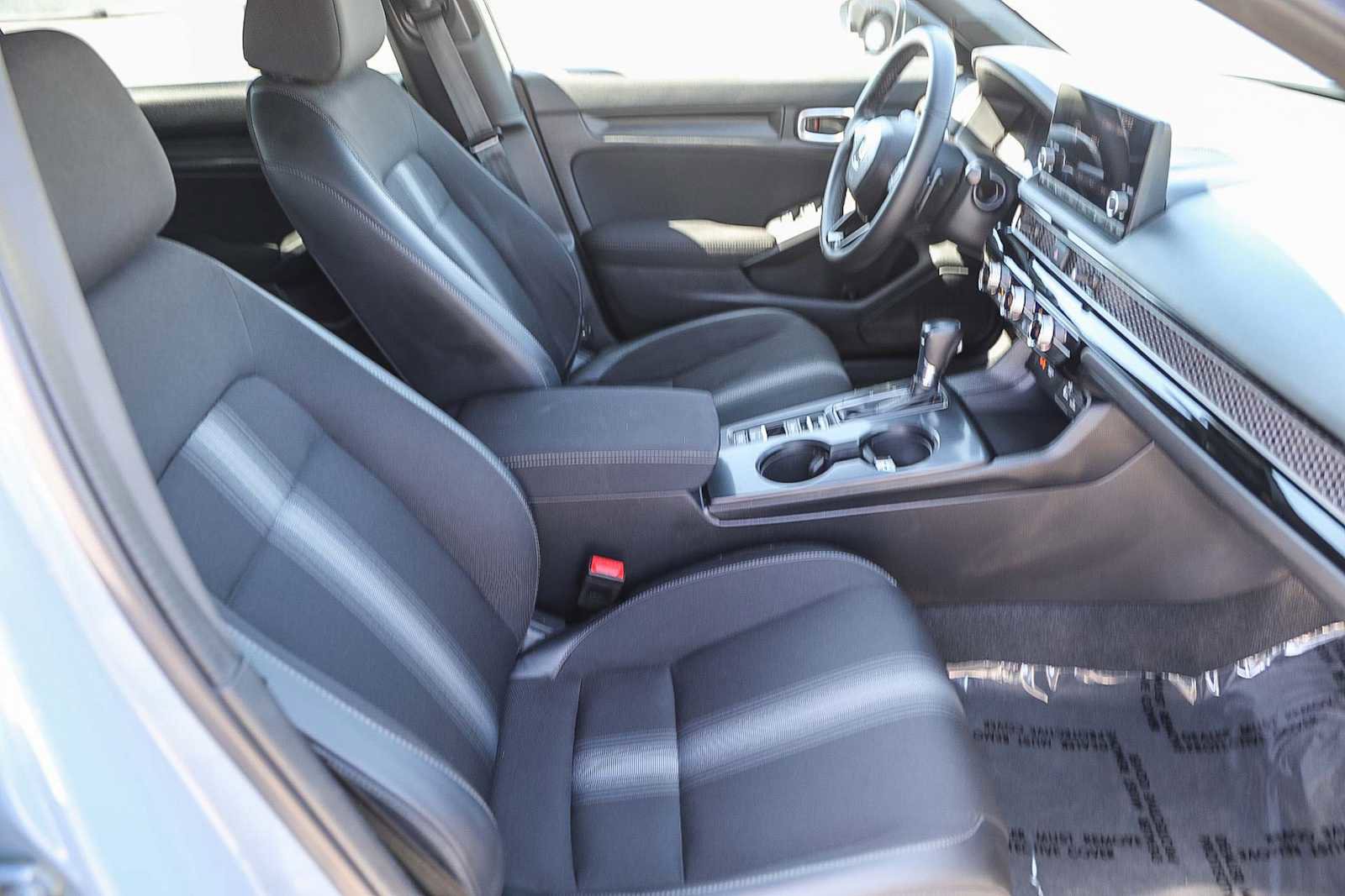 Used 2023 Honda Civic Sport image 16