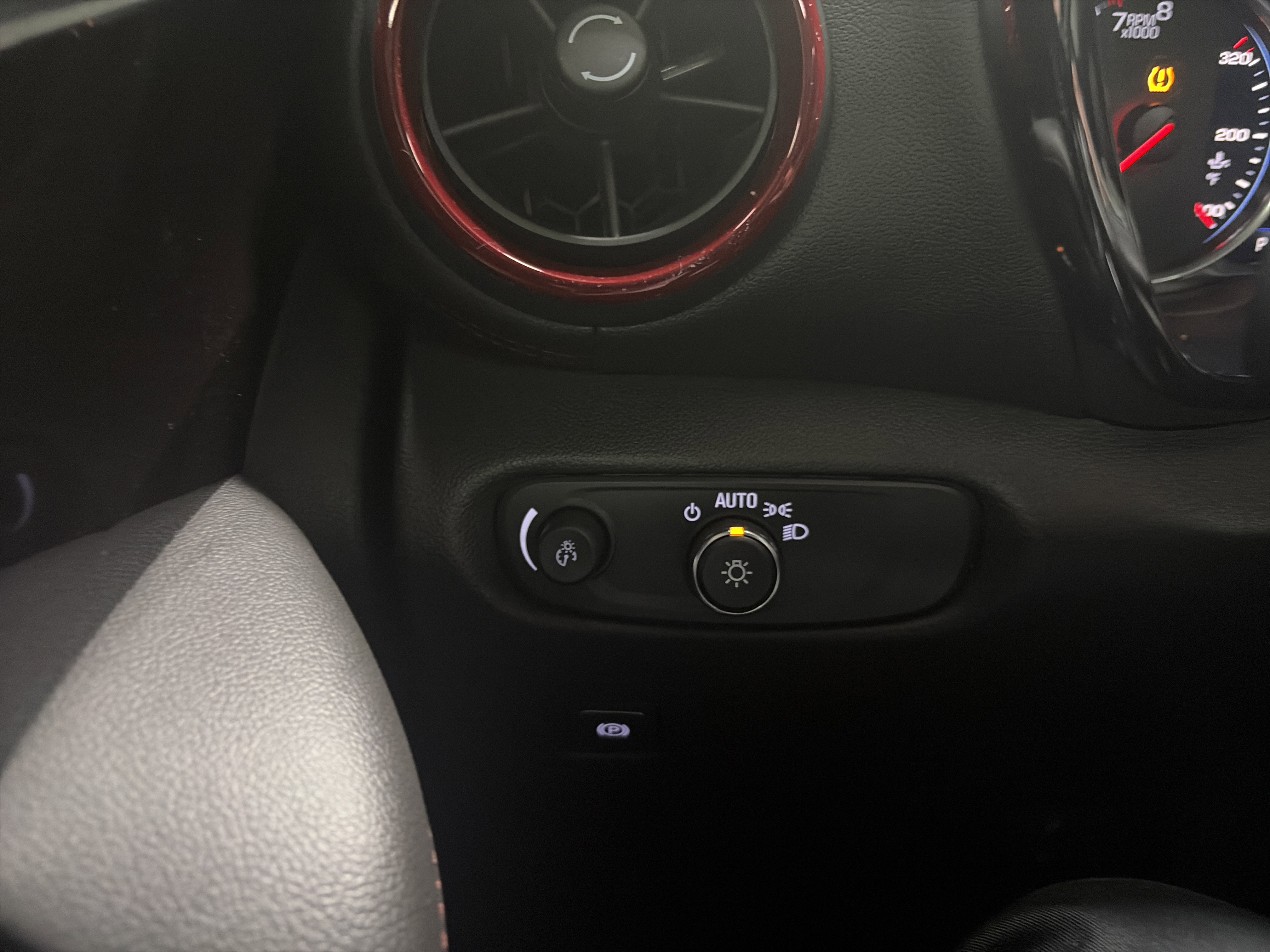 Used 2020 Chevrolet Blazer RS image 19