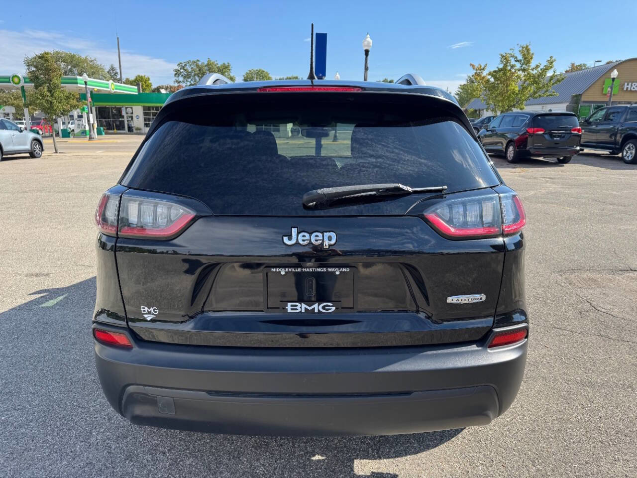 Used 2021 Jeep Cherokee Latitude image 10