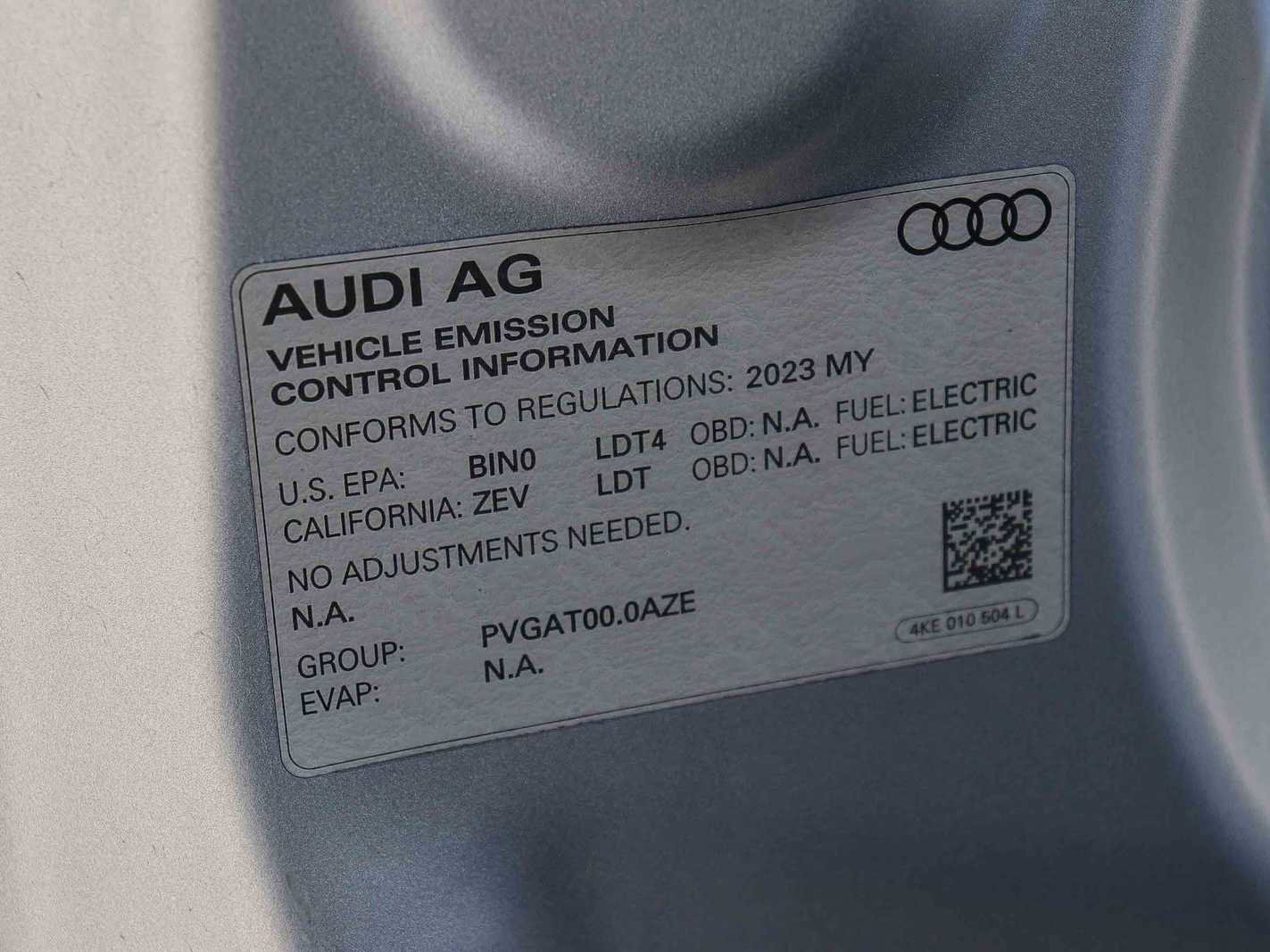 Certified 2023 Audi e-tron Premium Plus w/ Premium Plus Package AWD/4WD image 27