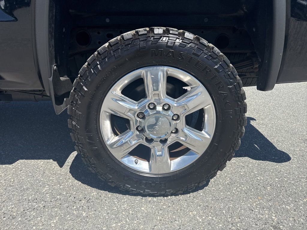 Used 2019 GMC Sierra 2500 Denali w/ Duramax Plus Package AWD/4WD image 33