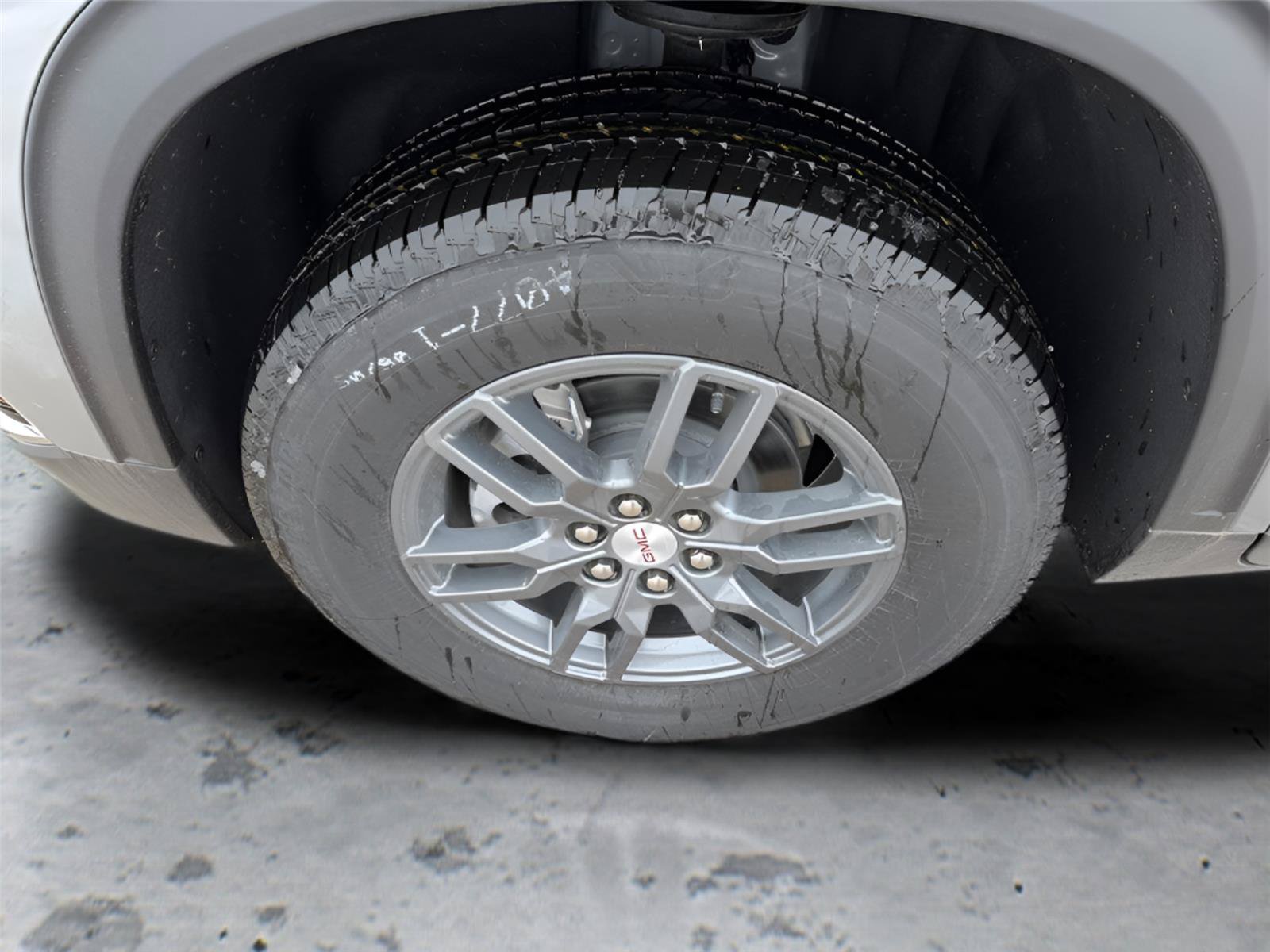 New 2025 GMC Acadia Elevation FWD image 14