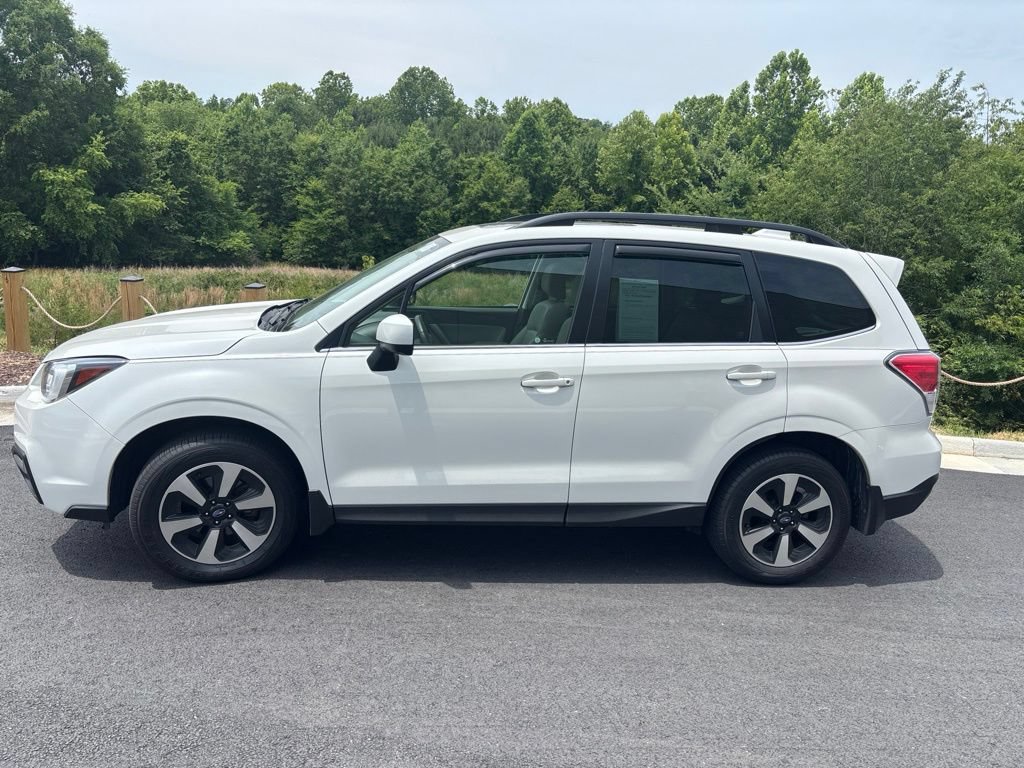Used 2018 Subaru Forester 2.5i Limited AWD/4WD image 2