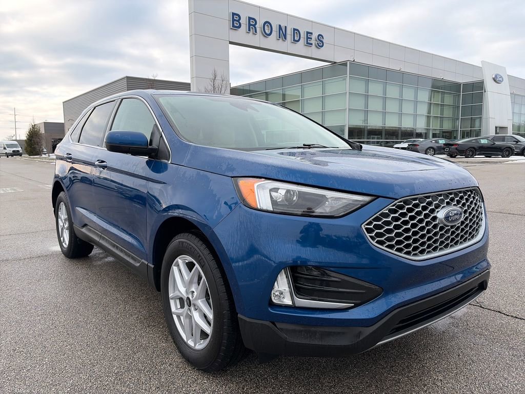 Used 2024 Ford Edge SEL w/ Convenience Package image 1