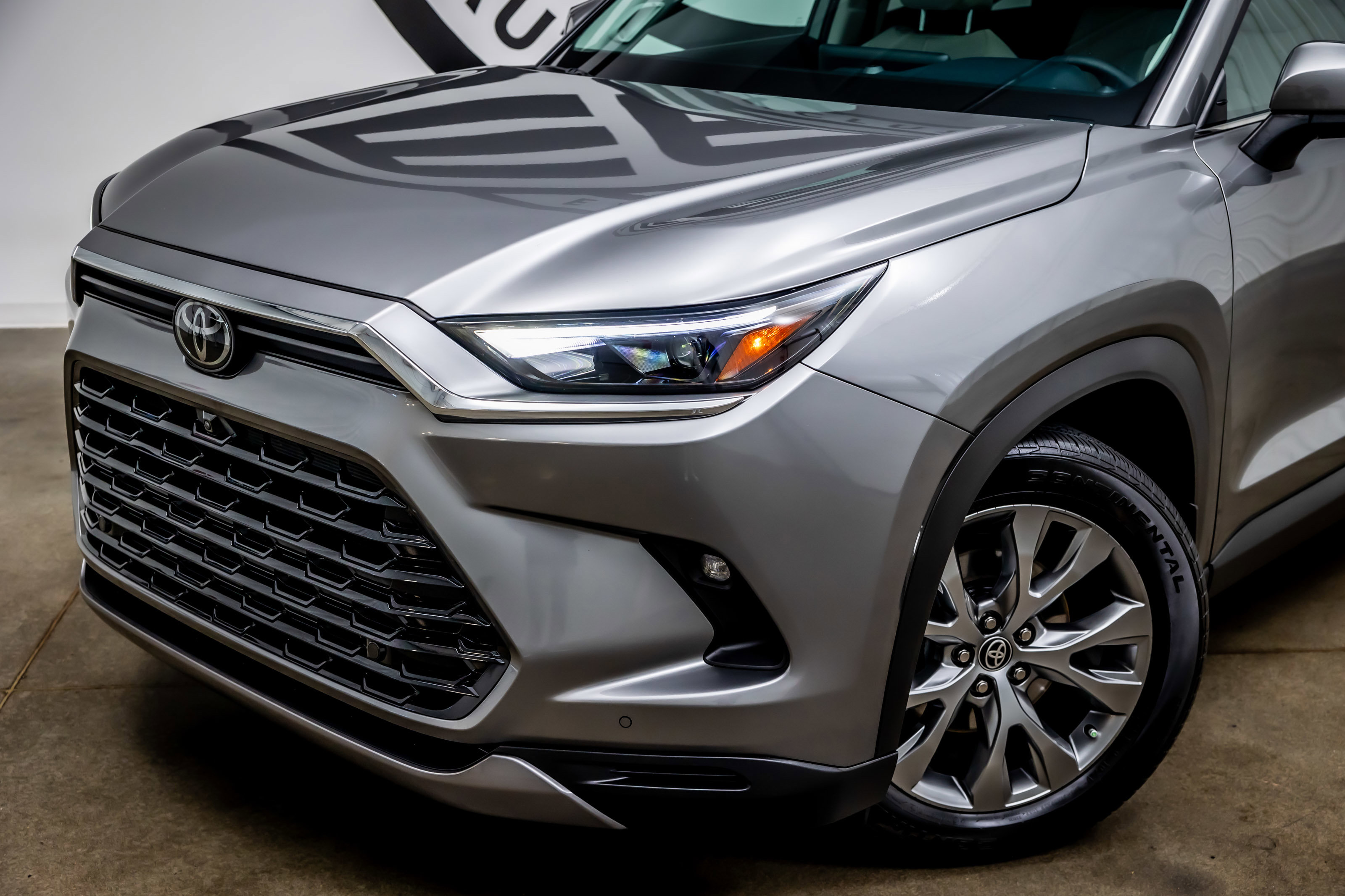 Used 2025 Toyota Grand Highlander FWD image 18