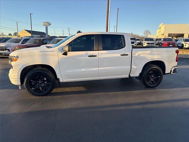 Used 2024 Chevrolet Silverado 1500 Custom image 11