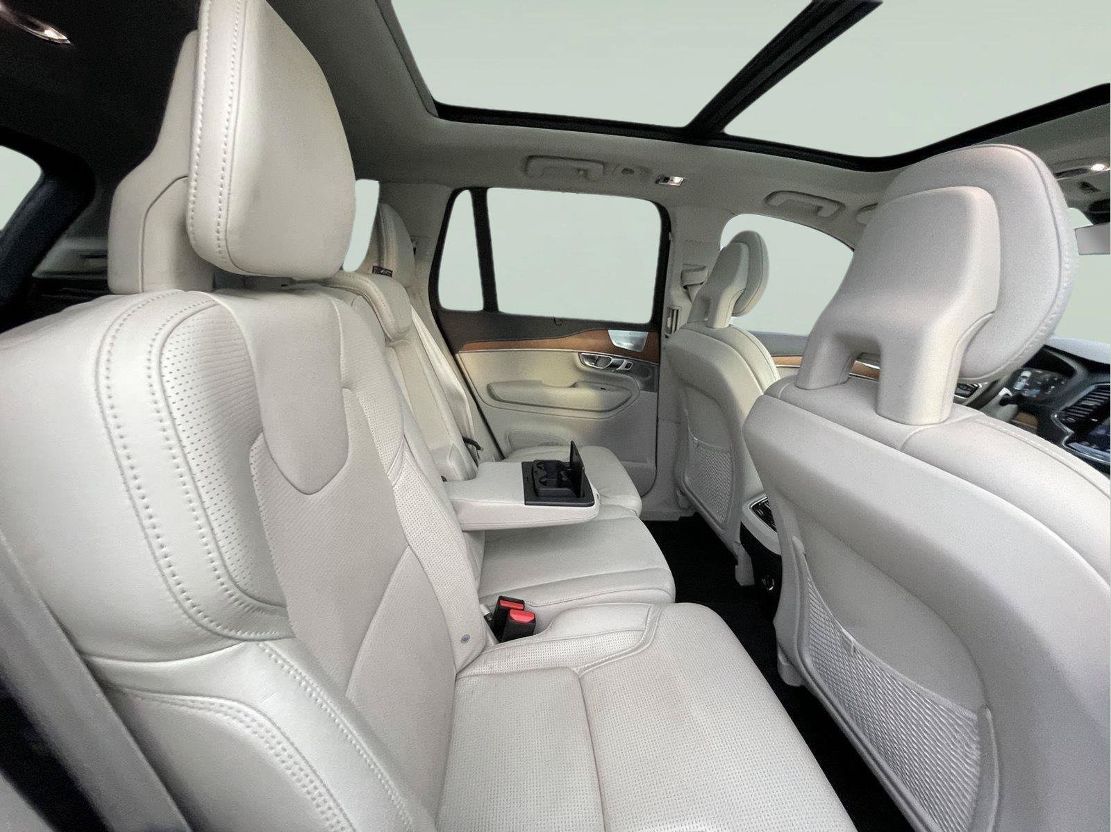 Used 2018 Volvo XC90 T6 Inscription w/ Convenience Package AWD/4WD image 22