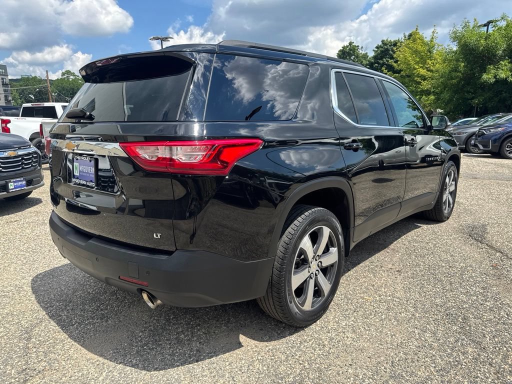 Used 2021 Chevrolet Traverse LT w/ LT Premium Package AWD/4WD image 38