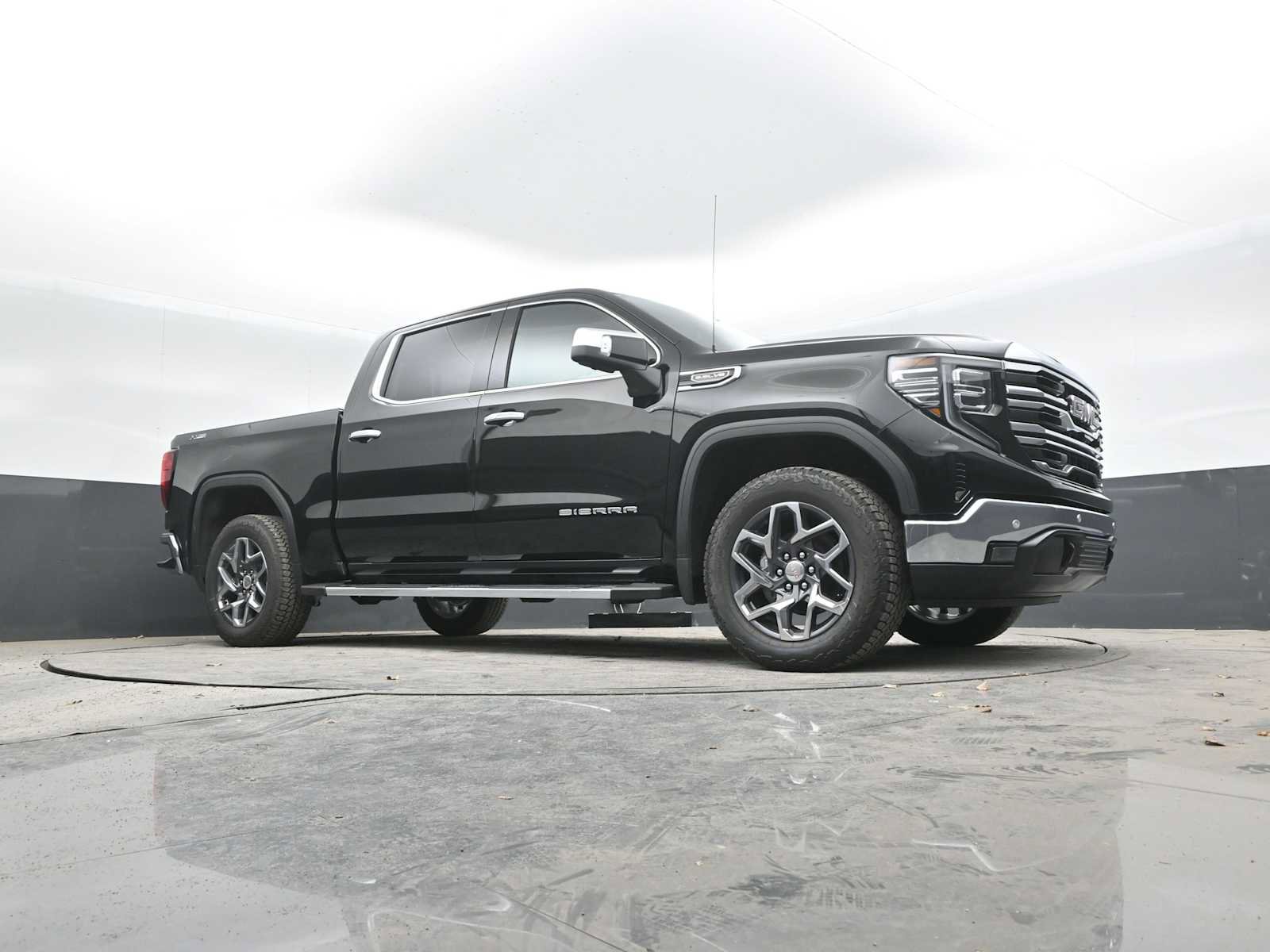 New 2026 GMC Sierra 1500 SLT w/ SLT Premium Package image 37