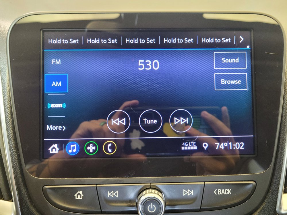 Used 2020 Chevrolet Malibu LT FWD image 25
