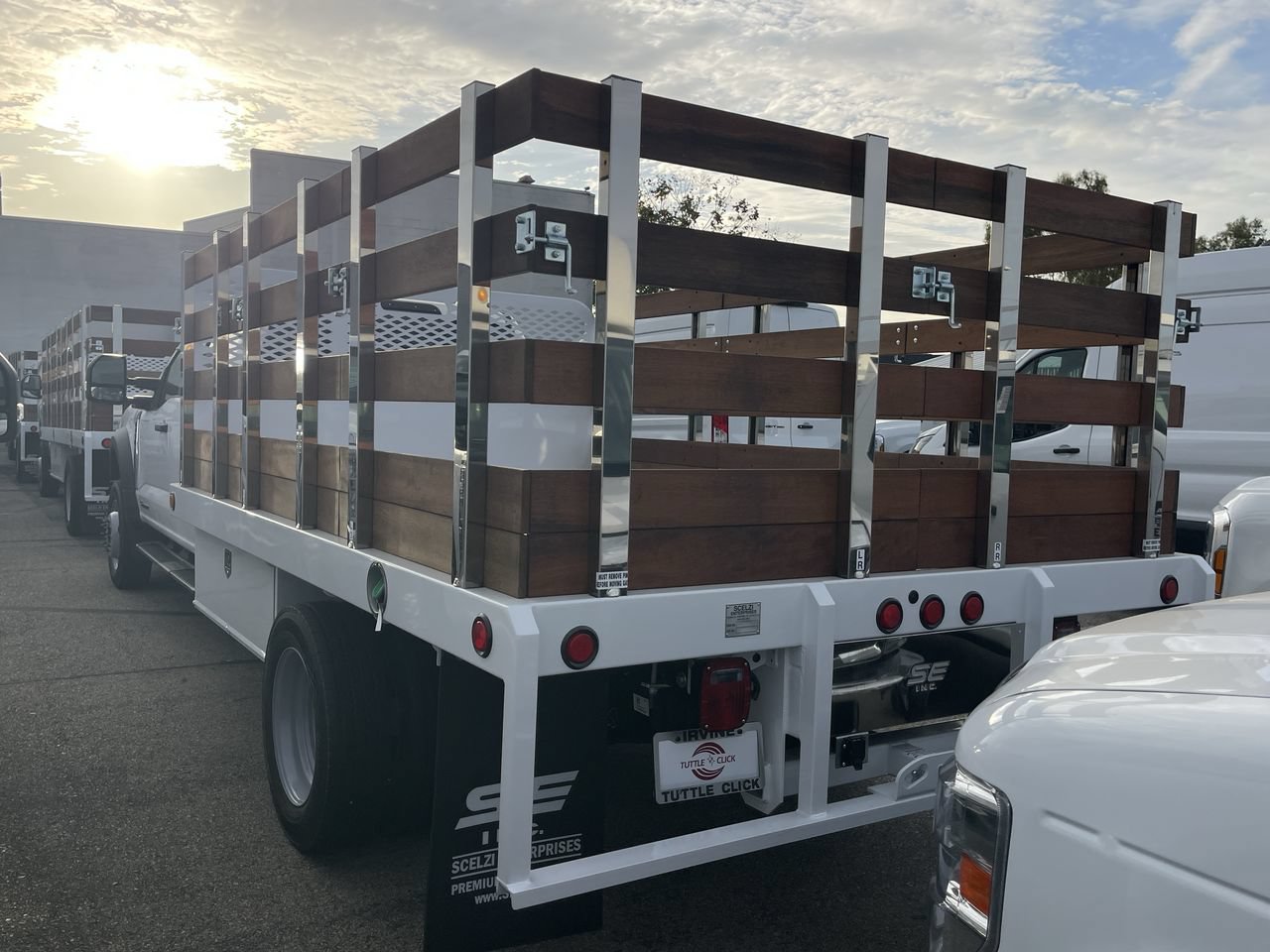 New 2026 Ford F450 XL w/ XL Chrome Package RWD image 3