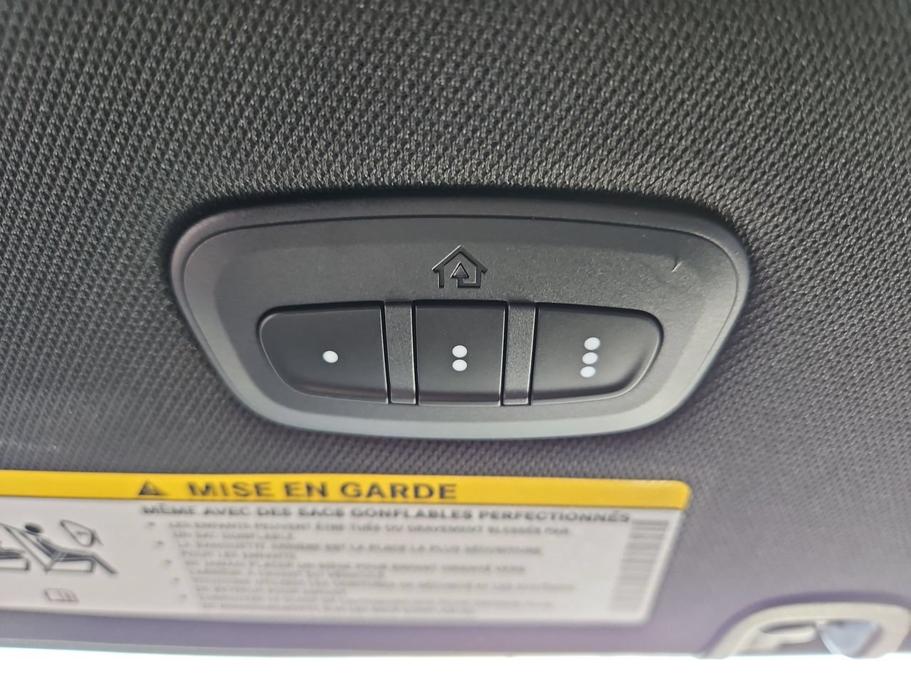 New 2026 Chrysler Pacifica Select AWD/4WD image 27