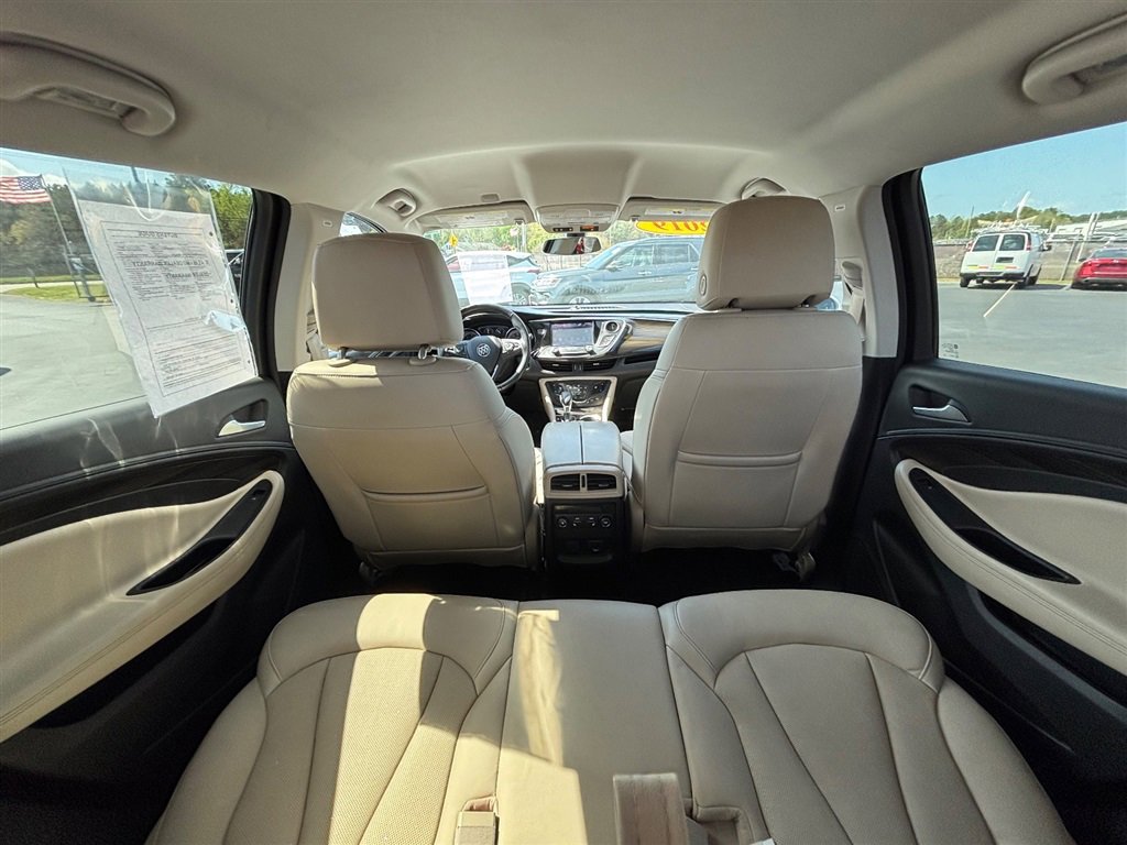 Used 2019 Buick Envision Essence FWD image 17