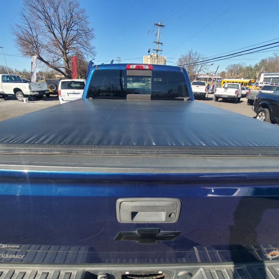 Used 2017 Chevrolet Silverado 1500 LT w/ All Star Edition image 6