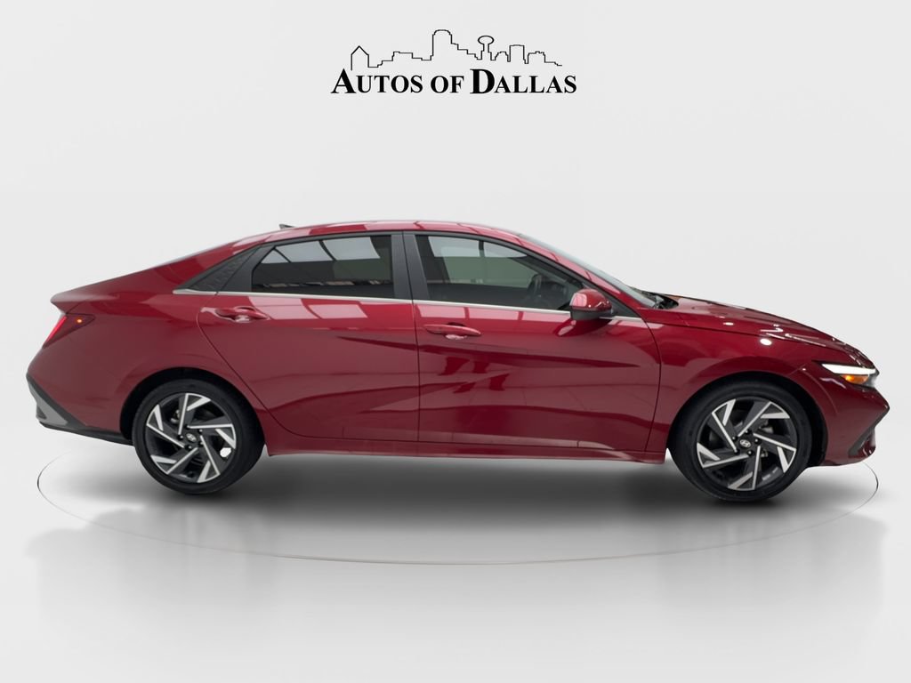 Used 2025 Hyundai Elantra SEL FWD image 6