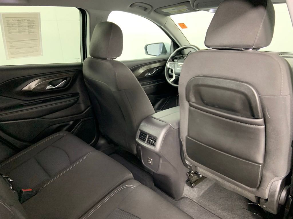 Used 2024 GMC Terrain SLE FWD image 11