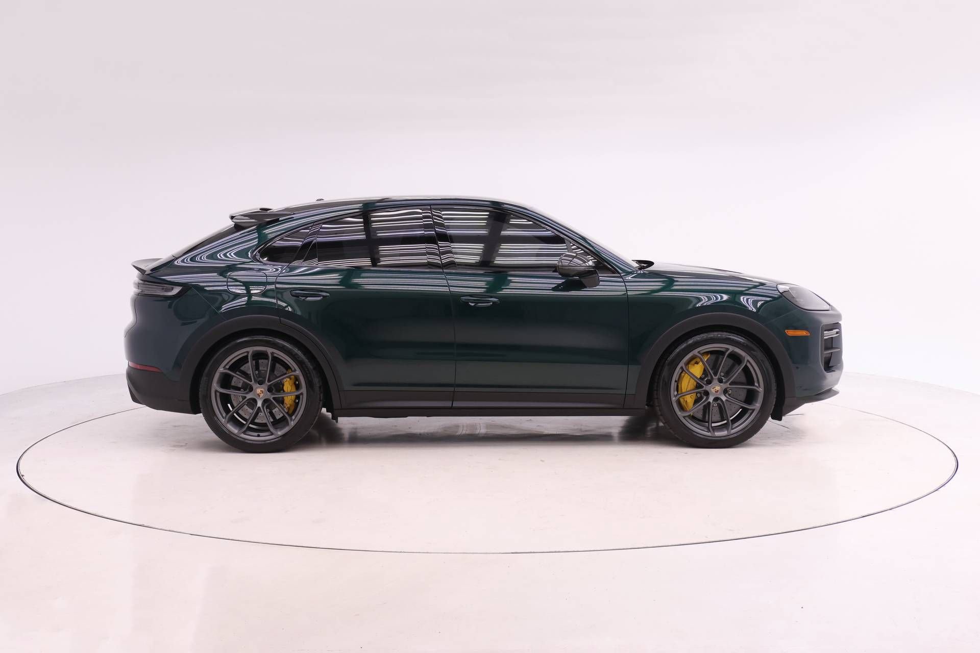 Certified 2025 Porsche Cayenne Turbo GT image 10
