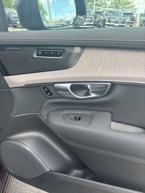 New 2026 Volvo XC90 T8 Ultra w/ Lounge Package AWD/4WD image 32