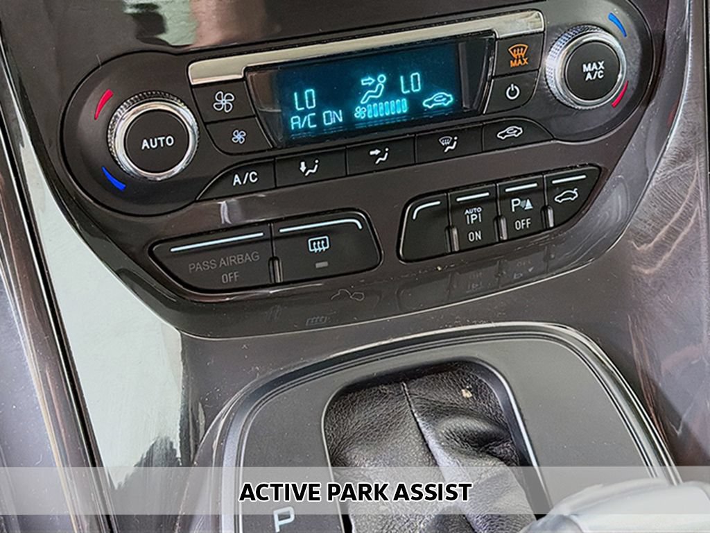 Used 2014 Ford Escape Titanium w/ Equipment Group 401A FWD image 3