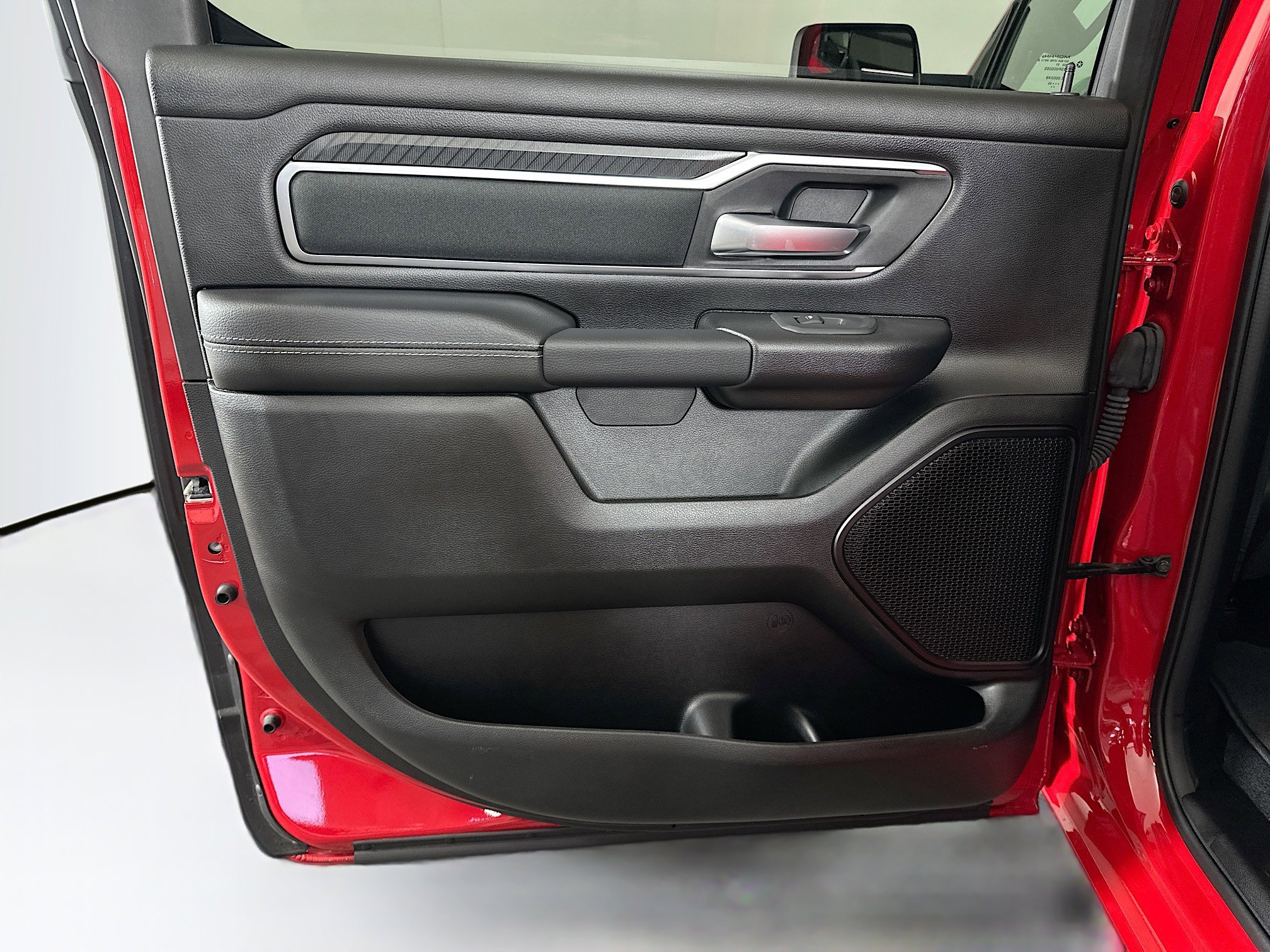 Used 2025 RAM 1500 Big Horn image 25