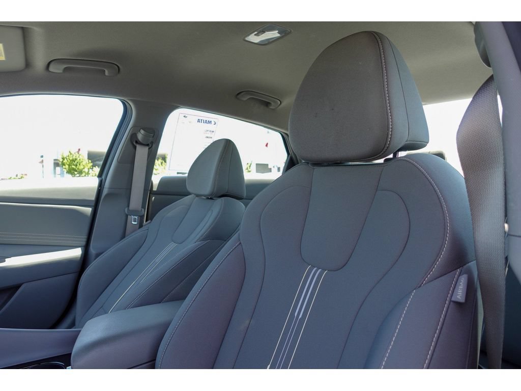 Used 2026 Hyundai Elantra SEL FWD image 10