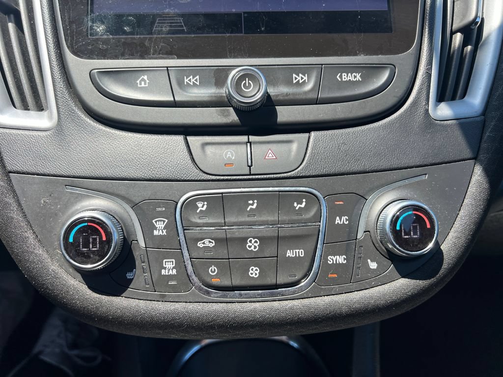 Used 2024 Chevrolet Malibu LT FWD image 28