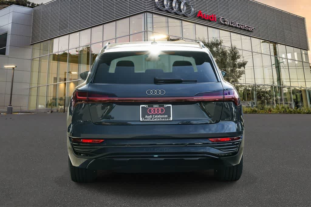 Used 2024 Audi Q8 e-tron Premium AWD/4WD image 3