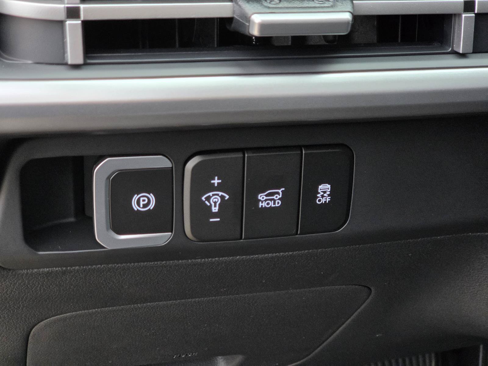 New 2027 Hyundai Santa Fe SEL FWD image 16