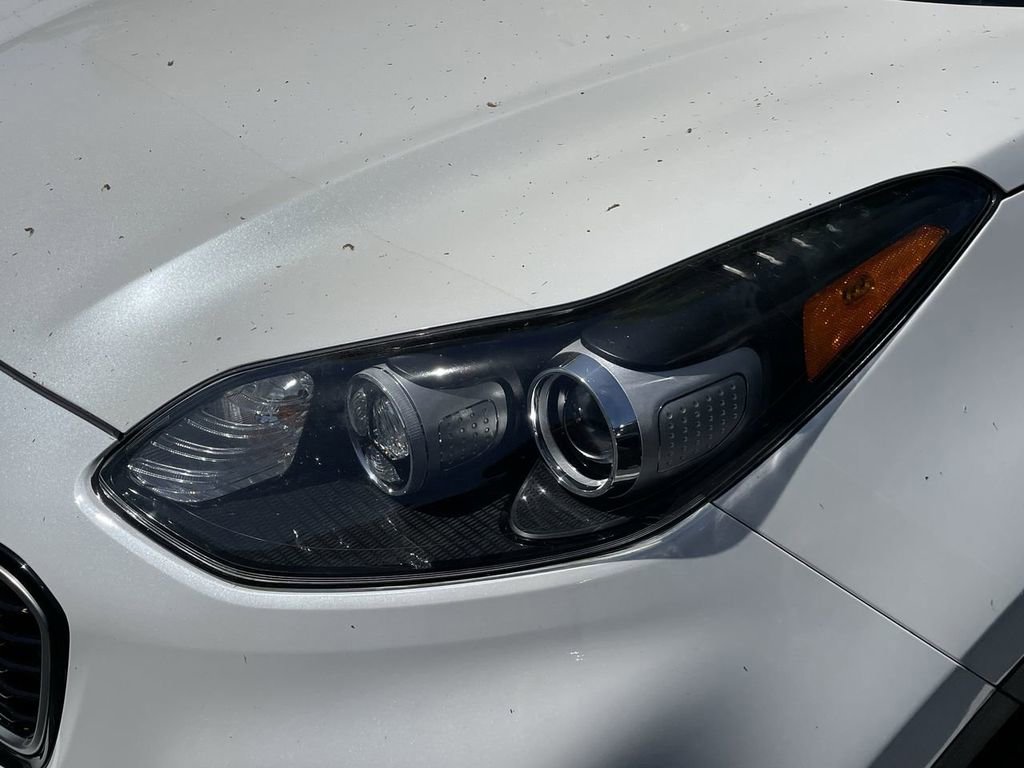 Used 2017 Kia Sportage SX image 6
