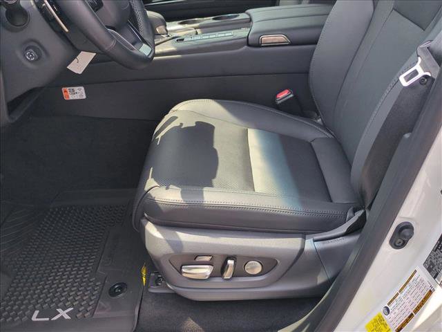 New 2025 Lexus LX 700h Overtrail AWD/4WD image 4