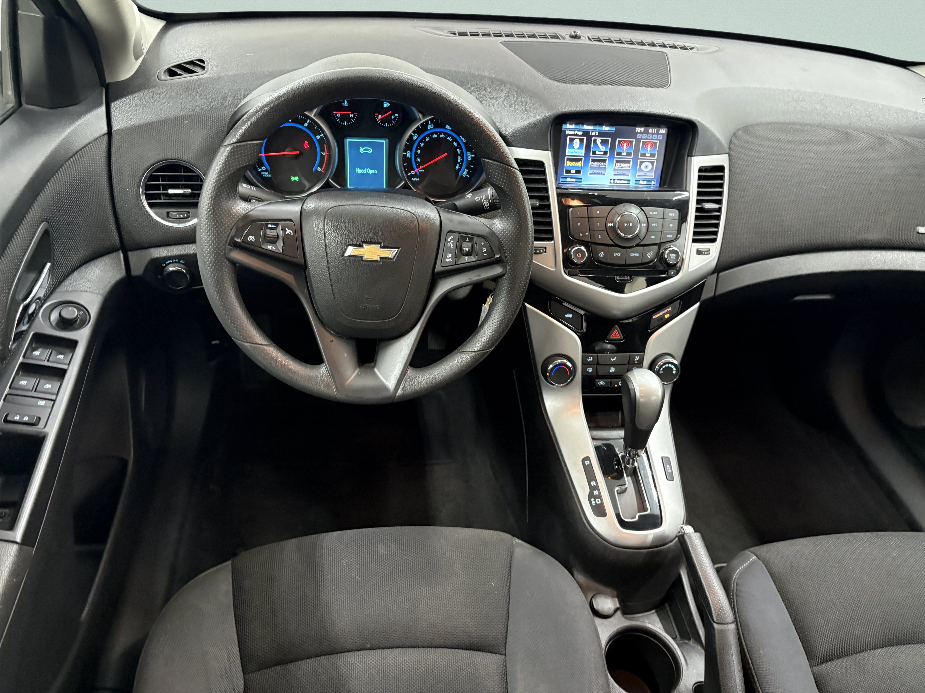 Used 2016 Chevrolet Cruze LT FWD image 10