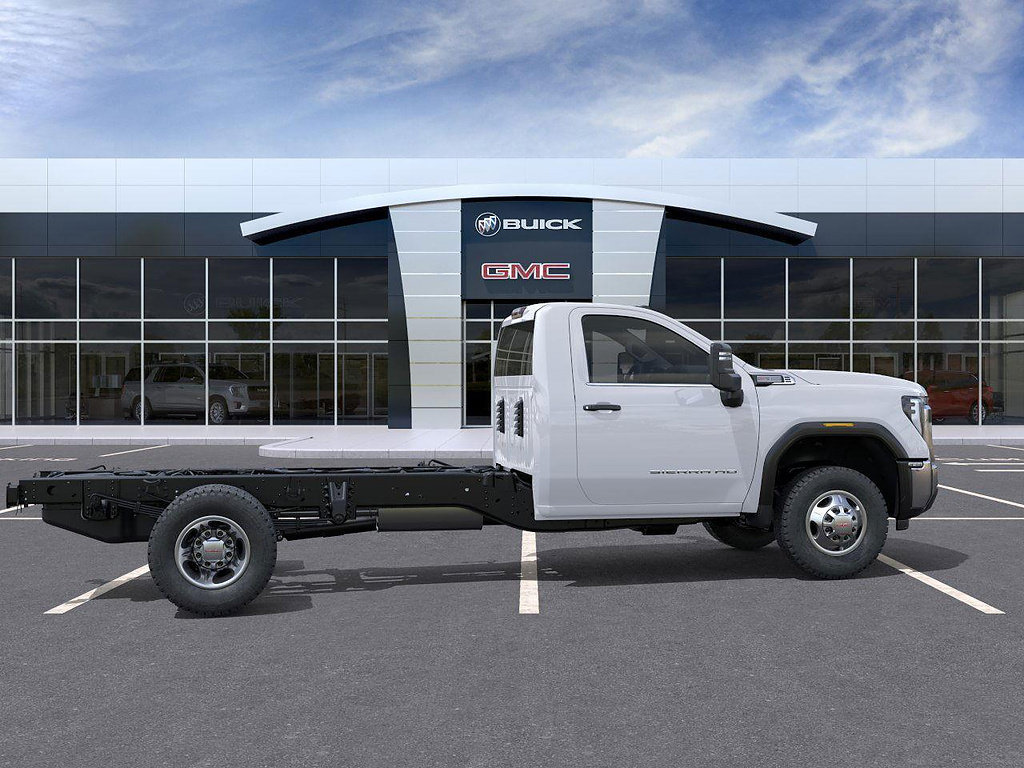 New 2026 GMC Sierra 3500 Pro AWD/4WD image 5