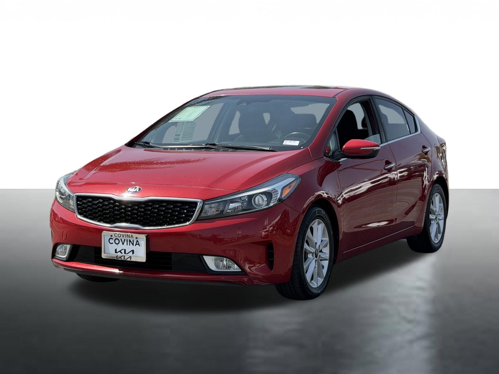 Used 2017 Kia Forte S w/ S Premium Package FWD image 4