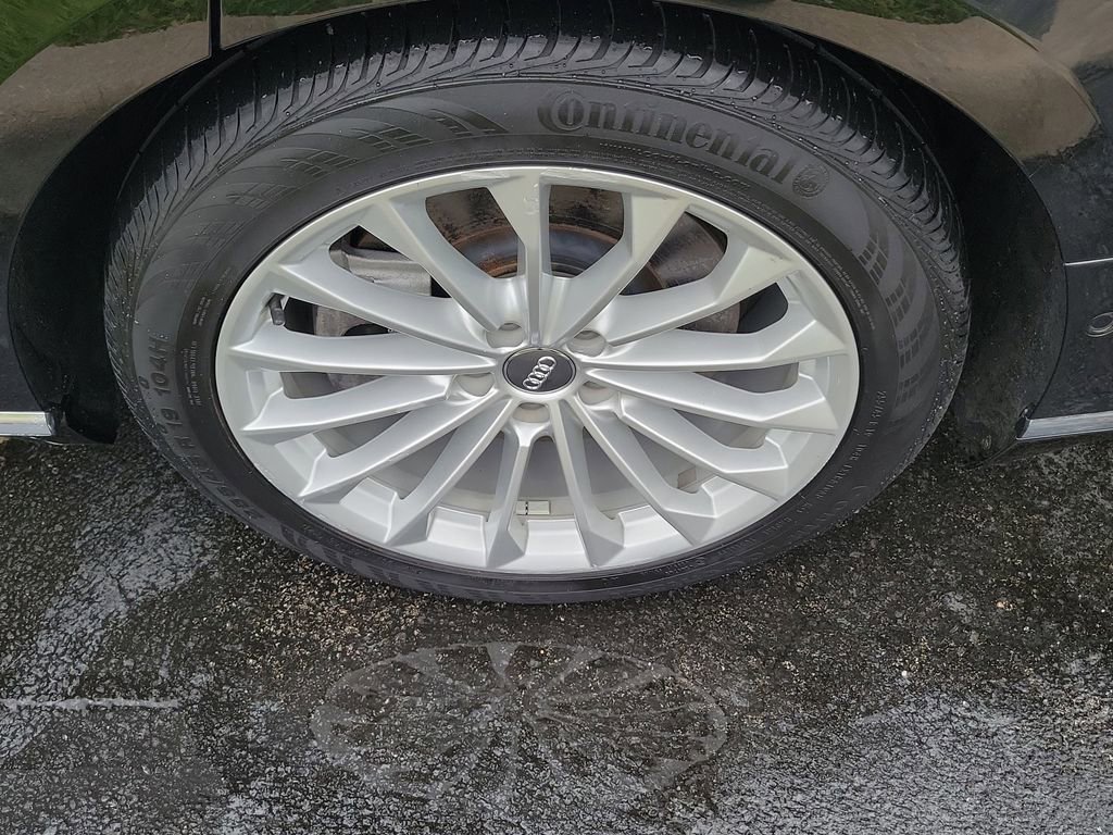 Used 2019 Audi A8 L 3.0T w/ Executive Package AWD/4WD image 11