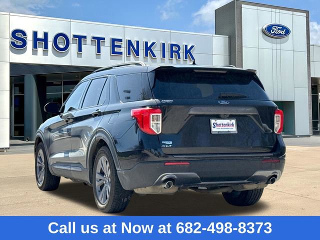 Used 2021 Ford Explorer XLT w/ Equipment Group 202A image 5