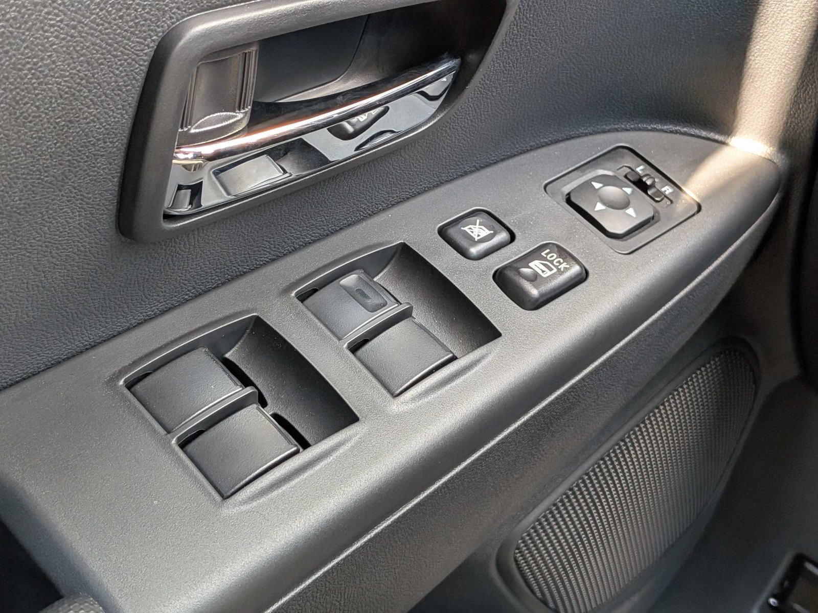 New 2027 Mitsubishi Outlander Sport ES FWD image 26