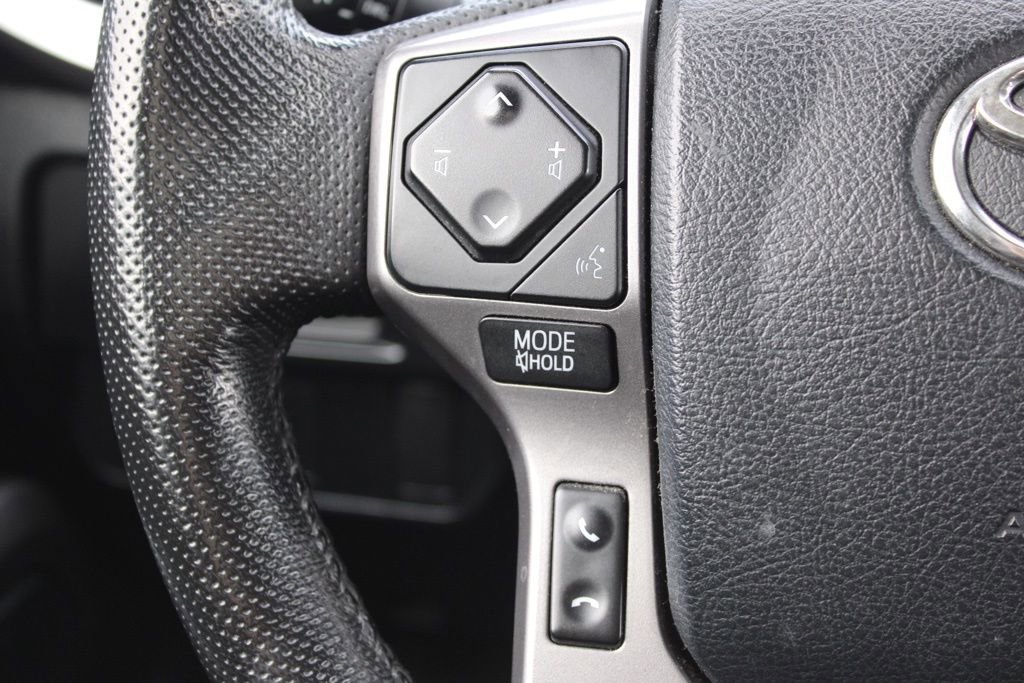 Used 2016 Toyota Tacoma SR5 image 23