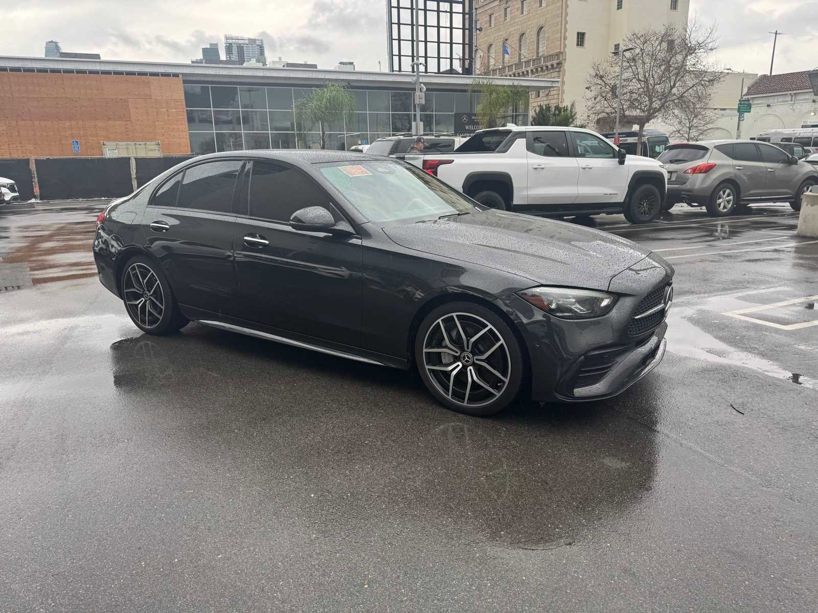 Used 2023 Mercedes-Benz C 300 Sedan image 4