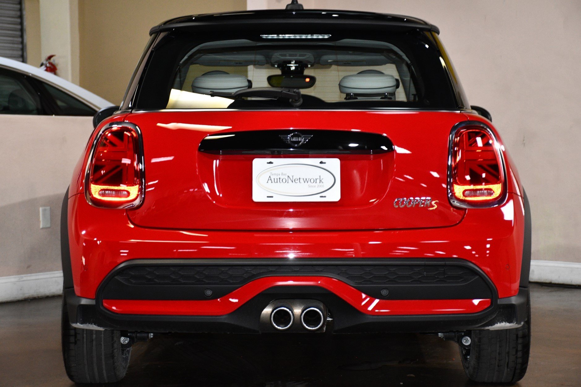 Used 2023 MINI Cooper S FWD image 2